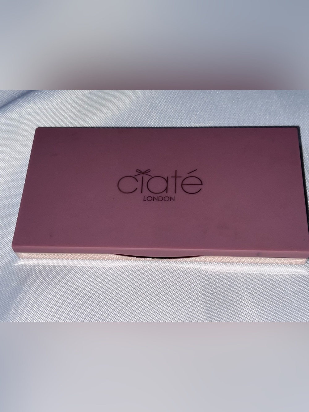 Ciaté London The Velvet Palette 12 Pan Eyeshadow Palette - Picture 8 of 10